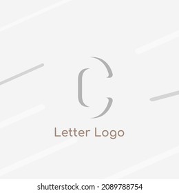 Elegante letra C logotipo como icono de forma negativo creativo