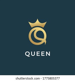 Elegant Letter Q Crown Logo Design Stock Vector