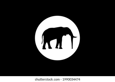 Elephant icon. Vector illustration for graphic design, Web, UI, app.