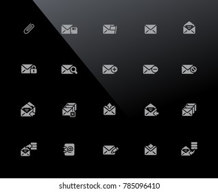 E-mail Icons // 32px Series - Vector icons adjusted to work in a 32 pixel grid.