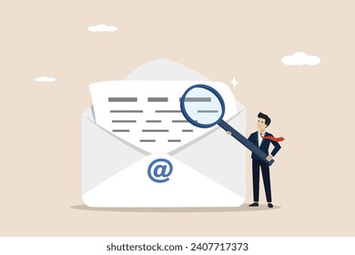 Escaneo de correo electrónico para la ciberseguridad, tecnología de comunicación en línea, concepto de seguridad y protección, escaneo de correo electrónico de empresarios con lupa.