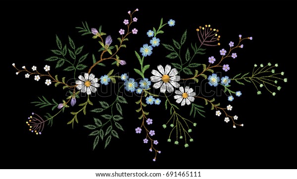 刺繍の傾向にある花柄の小さな枝にヒナギクと小さな青い紫色の花 黒い背景に華やかな民族ファッションパッチデザインのネックラインの花をベクターイラストで描く のベクター画像素材 ロイヤリティフリー