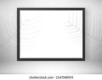 Marco negro vacío en el interior con sombra de hojas de palma. 3.ª burla vectorial