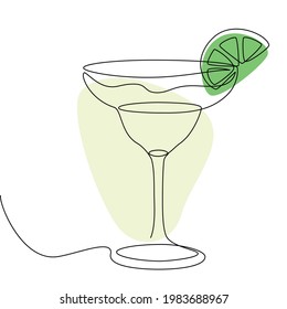 Leeres gefertigtes Martini-Glas mit Zitrone