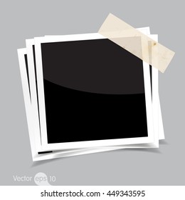empty square photo frames