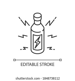 Energy Drink Linearsymbol. Getränk für Stromverstärkung. Flasche mit Bolzenzeichen. Energetische Wirkung. Dünne, anpassbare Illustration. Contour-Symbol. Vektor-einzelne Rahmenzeichnung. Bearbeitbarer Hub