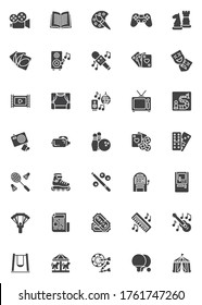 Juego de iconos vectoriales de entretenimiento y recreación, colección moderna de símbolos sólidos, paquete de pictogramas estilo relleno. Señales, ilustración del logotipo. Set incluye iconos como música de karaoke, fiesta, teatro, juegos de casino