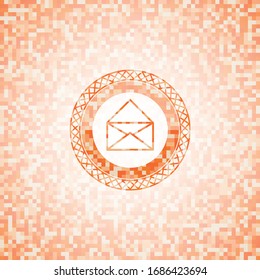 icono de sobre en la ilustración de fondo de mosaico naranja. Mosaico geométrico cuadrado sin fisuras con emblema interior.