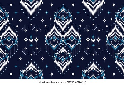 Ethnic abstract triangle pattern art. Seamless pattern in tribal, folk embroidery, and Mexican style. 
Aztec geometric art ornament print.Design for carpet, clothing, wrapping, fabric, cover, textile
