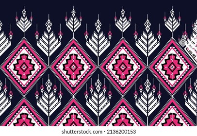 Patrón de triángulo etnico abstracto arte. Patrón sin foco en tribal, 
bordado folclórico y estilo mexicano. Impresión de ornamentos de arte geométrico azteca.
Diseño de alfombra, 