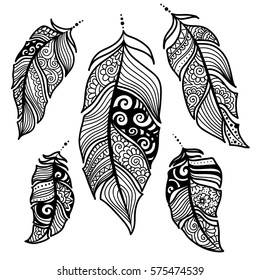 Ethnic feathers. Tribal Feathers Vintage Pattern. Hand Drawn Doodle and zentangle illustration. stylized linear style.