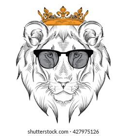 Ethnic hand drawing head of lion wearing a crown and in the glasses. It can be used for print, posters, t-shirts. Vector illustration