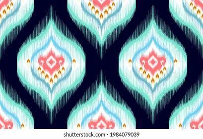 Ethnic ikat tribal seamless pattern. Aztec fabric carpet mandala ornament native boho chevron textile decoration. Geometric Indian African American style  vector illustrations patterns embroidery 