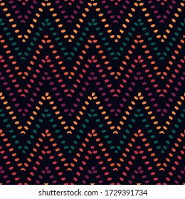 Ethnic seamless pattern. Freehand horizontal zigzag chevron stripes print. Boho chic design background. Indigenous, tribal style wallpaper. Brush strokes, handdrawn geometric ornament. Vector abstract