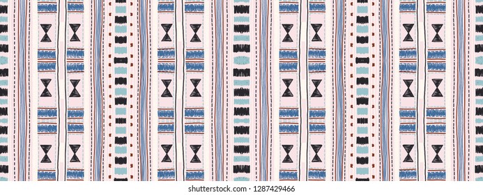 Ethnic strip. Tribal vector ornament. Seamless African pattern. Carpet with chevrons. Aztec style. Geometric mosaic on the tile. Ancient interior. Modern rug. Geo print on textile. Kente Cloth