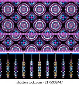 Patrón de diseño tradicional étnico para fondo, alfombra, papel pintado, ropa, envoltura, batik, tela, ilustración vectorial de arte geométrico mandala y estilo de bordado de alfombra colgante de flores de círculo.