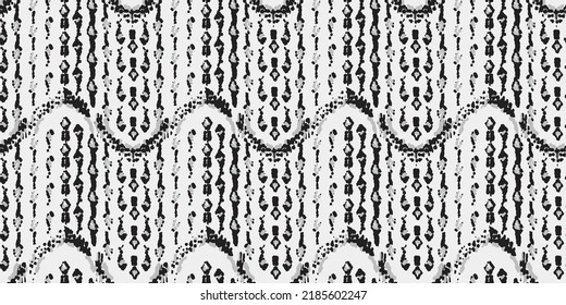 Ethnic Vector Pattern. Bohemian Peacock Print. Vintage Ornament. Rhombus Watercolor Background. Fashion Retro Art. Abstract Modern Batik. Geometric Ikat Seamless Design. Monochrome and Greyscale