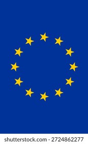 La bandera de la Unión Europea, UE, presenta un fondo azul con un círculo de estrellas amarillas. Simboliza la unidad entre los países miembros de Europa. La bandera está en posición de Vertical.