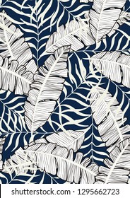 Exotic seamless pattern with tropical banana leaves. Hawaiian plants. Botanical background for covers, wallpapers and fabrics.