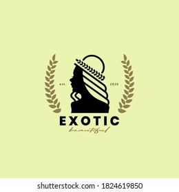 Cara de mujer exótica, concepto de logotipo para salones de belleza y spa. ilustración vectorial, etiquetas, insignias, elementos de diseño vintage de Logos.