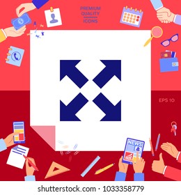 Extend, resize icon. Cross arrow sign.