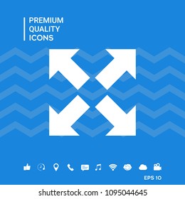 Extend, resize icon. Cross arrow sign.