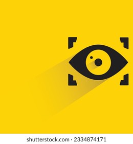 exploración de ojos con sombra sobre fondo amarillo