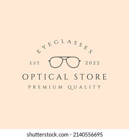 303 Oval reading glasses Images, Stock Photos & Vectors | Shutterstock