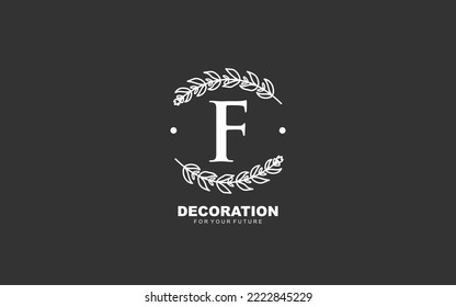 F Logo Blumenvektor für Identitätsfirma. Initialbuchstaben Naturvorlage Vektorgrafik für Ihre Marke.