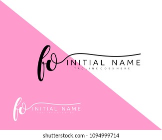 F O vector del logotipo de escritura a mano inicial. Letrado manual para diseños.