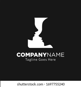Vector de logotipo facial. Ilustración vectorial de diseño de logotipos. silueta facial en el fondo blanco - logotipo vectorial