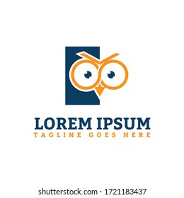 Face owl linear icon symbol design template. Owl face linear mascot design in flat style. Vector illustration EPS.8 EPS.10
