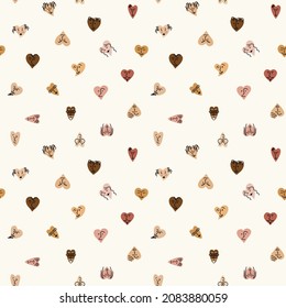 Rostros en forma de corazones. Personas diferentes, color de piel diferente. Patrón sin foco en un fondo lechoso.