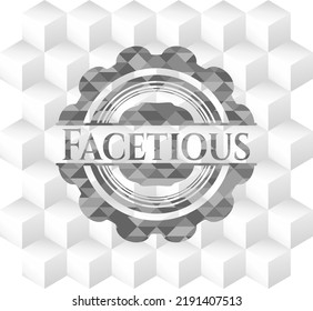 Facetisches, realistisches, graues Emblem mit würfelweißem Hintergrund. 