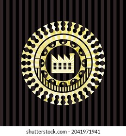 Fabriksymbol in goldenem Emblem oder Abzeichen. 