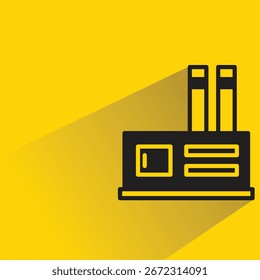 Icono de fábrica con sombra sobre fondo amarillo