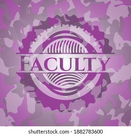 Emblema de camuflaje rosado de la facultad. Ilustración vectorial. Detallado. 