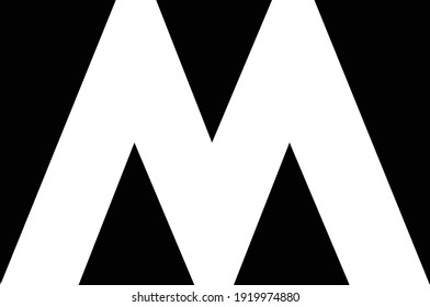 Un ligero logotipo de letra M formado a partir de cinco triángulos, perfecto para su empresa con las iniciales M