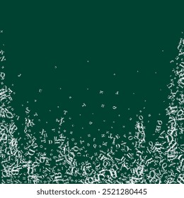 Fallende Buchstaben englischer Sprache. Weiße Kreidezeichen des lateinischen Alphabets. Fremdsprachen studieren Konzept. Zurück zum Schulbanner auf Tafelhintergrund.