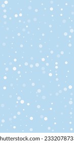 La caída de los copos de nieve hace el fondo de la navidad. Sutiles copos de nieve volando y estrellas en el fondo azul claro del invierno. Los copos de nieve que caían con belleza se superponen. Ilustración vectorial vertical.