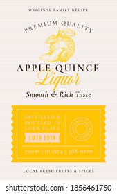 Receta familiar Quince Etiqueta de alcohol. Diseño de empaquetado de vectores abstracto. Banner de tipografía moderna con el logotipo y fondo de la silueta de fruta dibujada a mano. Aislado.