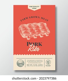 Bauernfleisch abstraktes Vektorverpackungsdesign oder -etikett. Modernes Typografie-Banner, handgezeichnete Pork Ribs Silhouette. Hintergrundlayout des Farbpapiers. Einzeln.