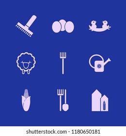farm icon. farm vector icons set pitchfork, watering can, corn and wheat harvest growth