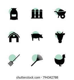 Farm icons. vector collection filled farm icons set.. includes symbols such as pitchfork, bag, pig, wheelbarrow, cow, chicken, hangar. use for web, mobile and ui design.