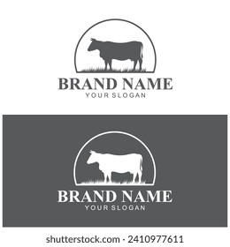 Plantilla de vectores con logotipo de granja. Ilustración vectorial del diseño del logotipo de la granja de cosecha de vintage. logotipo de vaca
