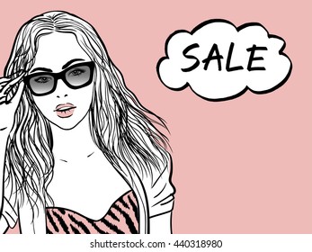 Fashion girl with speech bubble SALE. Vector illustration. 