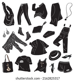 Colección moderna de moda de ropa para mujeres. Prendas y accesorios femeninos caseros. Abrigo, saltador, camisa, zapatos, pantalones, bolsa, zapatos volando. Ilustración vectorial plana en blanco y negro aislada 