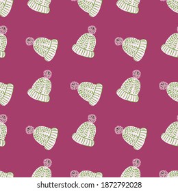 Patrón de accesorio sin fisuras de moda con adorno de sombrero acogedor. Fondo rosa brillante. Diseño gráfico para envolver texturas de papel y tela. Ilustración vectorial.