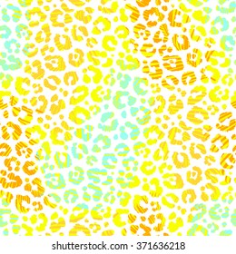 Fashionable seamless palm leaves pattern background. Colorful leopard exotic animal print. Vector pattern.