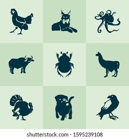 Fauna icons set with raven, lynx, chicken and other dog elements. Isolated vector illustration fauna icons.